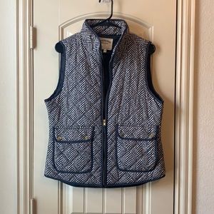 Quilted Chevron Patterned Vest